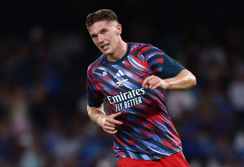 Chris Waddle Cho Rằng Arsenal Sẵn Sàng Bán Viktor Gyokeres: Loto188 Nhận Định Toàn Diện