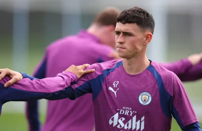 Phil Foden Trung Thành Tuyệt Đối Nếu Man City Đối Mặt Án Phạt Kỷ Lục